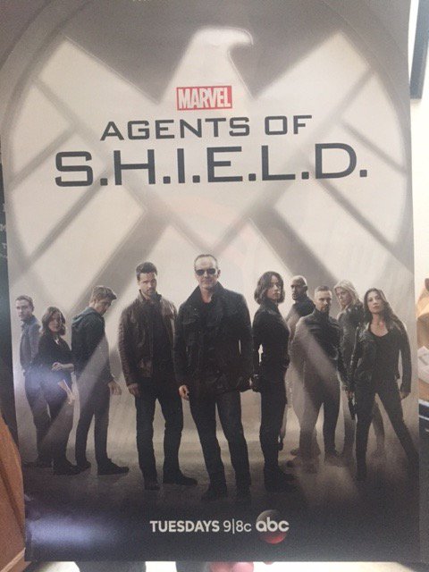 Level7AccessPod's tweet photo. RT &amp; FOLLOW us for a chance to win #AgentsofSHIELD goodies signed by @clarkgregg @afoley24 &amp; @MarkKolpack !!! https://t.co/jS5M17mQU3