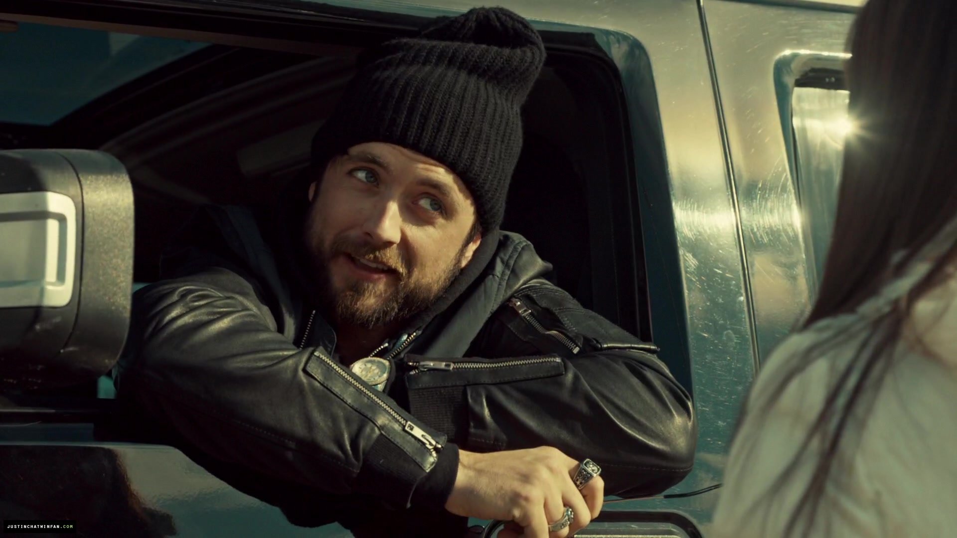 Orphan Black' Season 3 Casts Justin Chatwin in Mystery Role