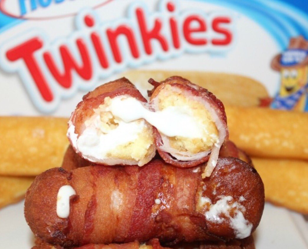 darrenrovell's tweet photo. Next Ballpark Food Candidate: Bacon Wrapped Fried Twinkies (via @bite__it) https://t.co/M1Q2UYNH92