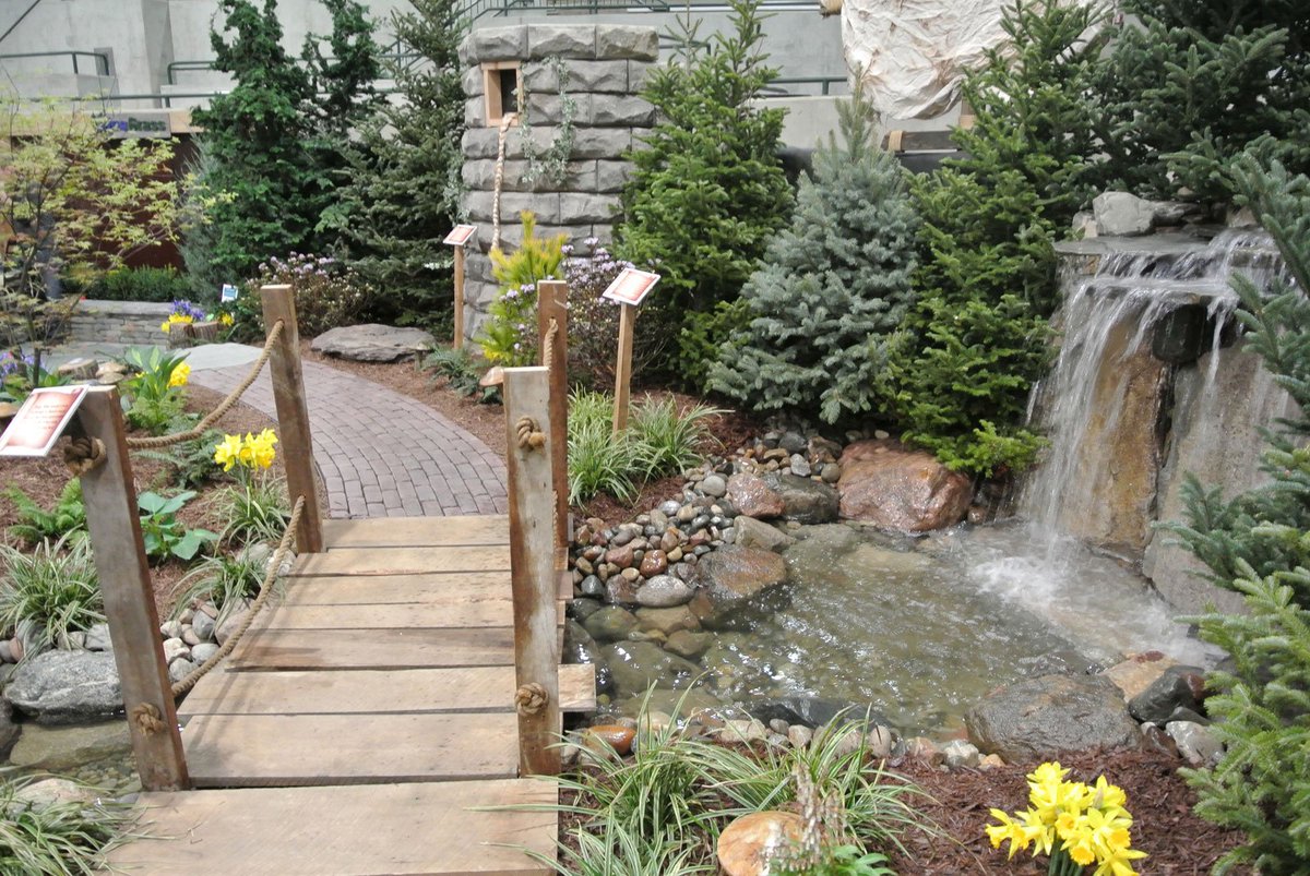 OrthCleaners's tweet photo. If you're looking for fun time out, the Philly Home Show begins this Friday. #washphilly https://t.co/SUzfsJOtvP https://t.co/ThLawzUATH