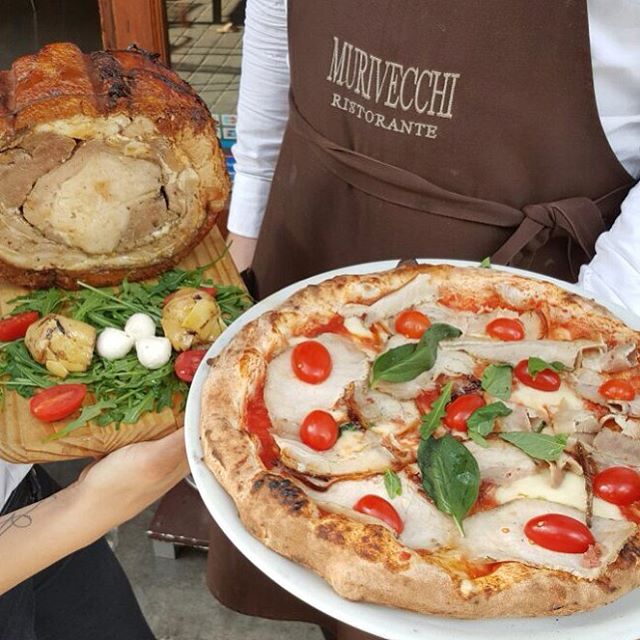 murivecchi's tweet photo. Nueva pizza! Con porchetta del pueblo de Ariccia, provola ahumada y pomodorini 🔝 #murivecchi #pizza #foodiesbcn https://t.co/0856voSeIQ