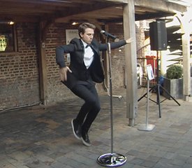 We present live music every Sunday at 3pm, and host an Open Mic on the first and third Wednesday each month!