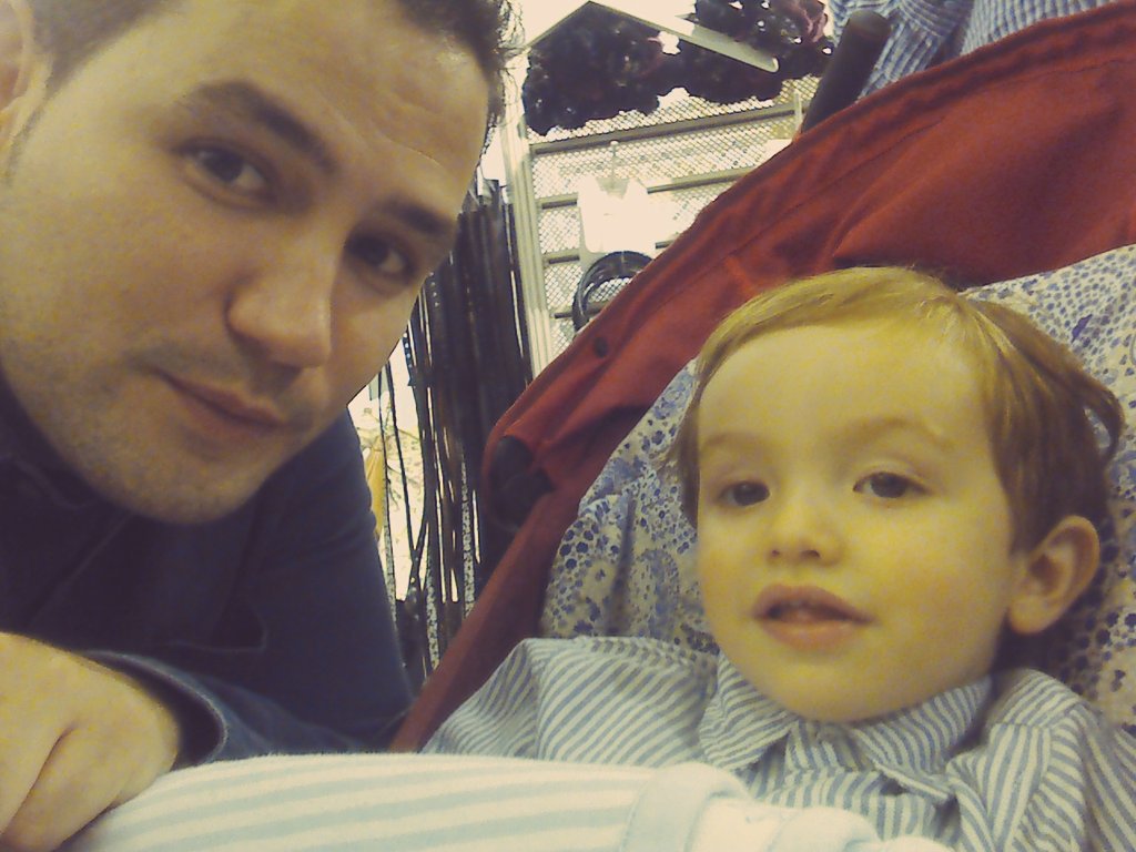 Hoy mi sobri/ahijado cumple ✌ añitos...se hace ya un hombrecito!! Muchas felicidades Pablito 🎁🎂🎈 😘