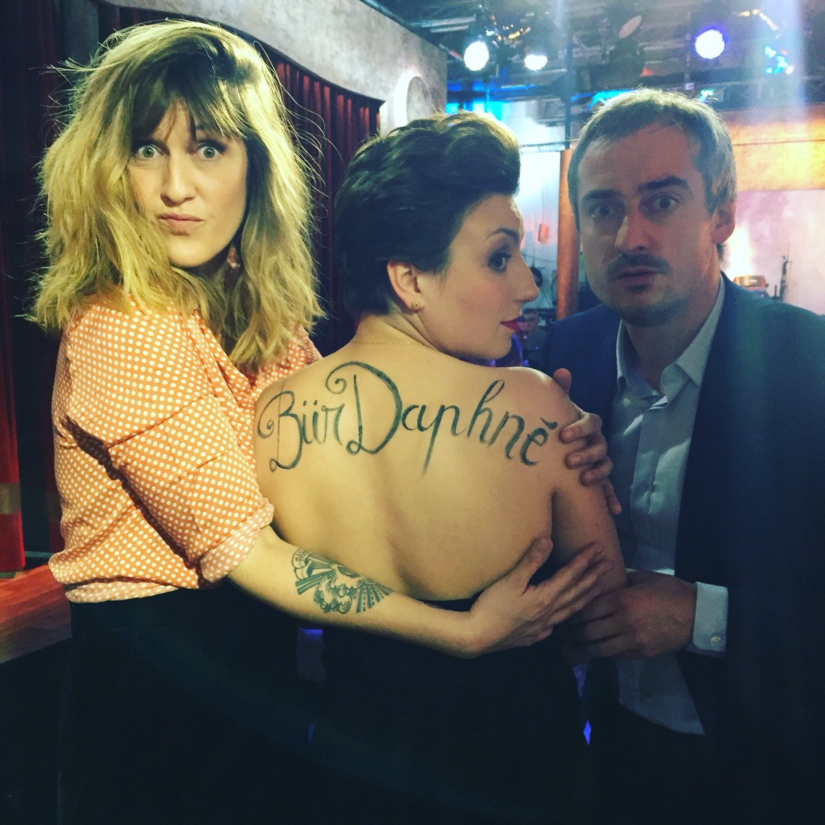 AudeGG's tweet photo. Passion Bürki 👯 dans #LaGrosseÉmission @daphneburki #SebThoen https://t.co/KqsEXMDdsn