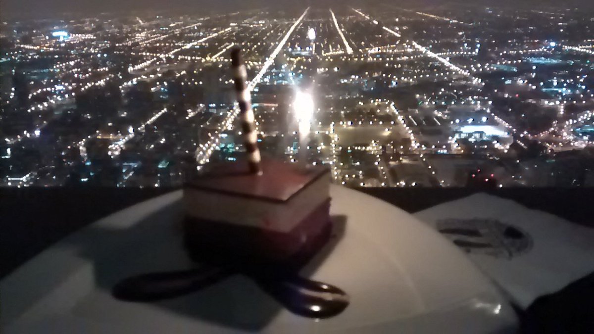 bnnegi's tweet photo. Happy B'day to me.. :) #happybirthday #96thFloor #Chicago @JohannaEBraddy can I get wish from u plz, its my B'day :) https://t.co/Bhrn9GbEuA