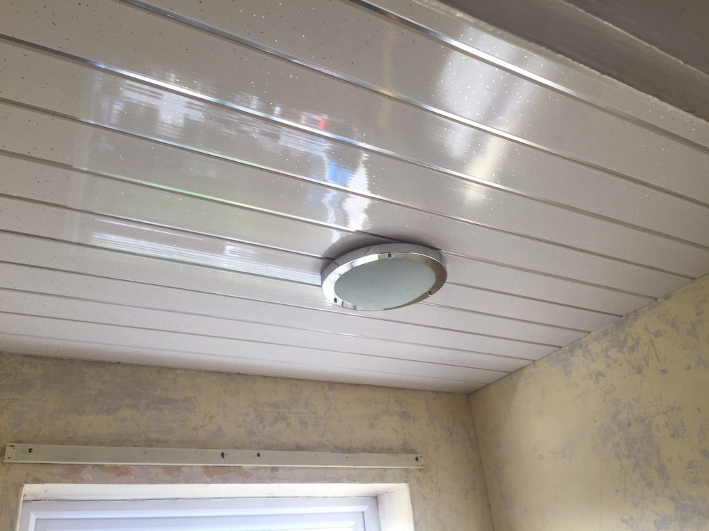 ajtile's tweet photo. Nice fresh cladded ceiling with centre light! #cladding #clean @ShopLocalWBF https://t.co/a9srCfJ5lC