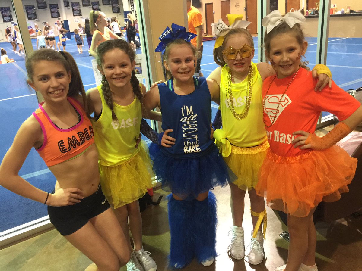 MelanieHousel's tweet photo. #ncaready @ChampionCheerAS #torchies https://t.co/qwzhRWgIZs