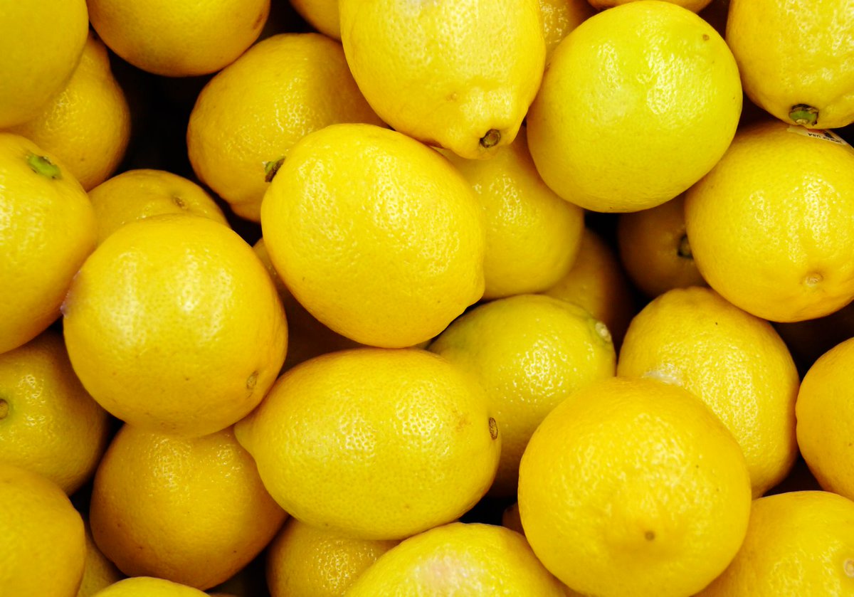 stylishbrother's tweet photo. When life gives you lemons, make lemonade...then sell it to a thirsty person. Turn your adversity into opportunity. https://t.co/wsZjQmwnQQ
