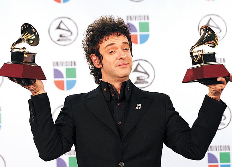 LetrasDeCerati's tweet photo. #Grammys2016 Gustavo Cerati fue ganador de siete Grammys latino. https://t.co/3bYmnIvbhn