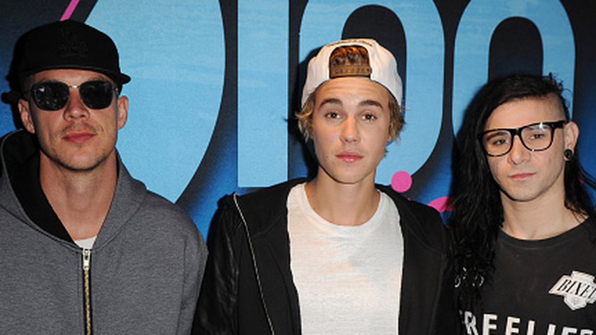 MTVNEWS's tweet image. Congrats to @JustinBieber on his first big Grammy win! on.mtv.com/1PXFvih #GRAMMYs