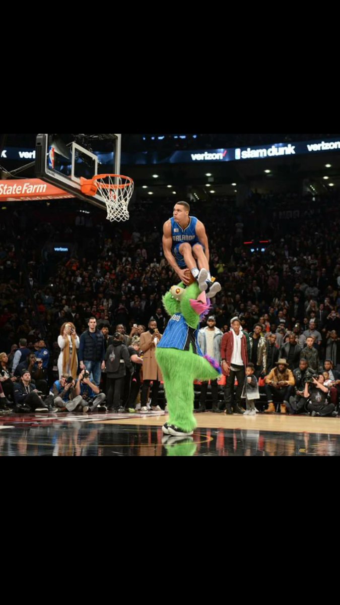 BANKHUSTLEGROUP's tweet photo. 🏀🏀🏀 https://t.co/oot9ZC6kZY
