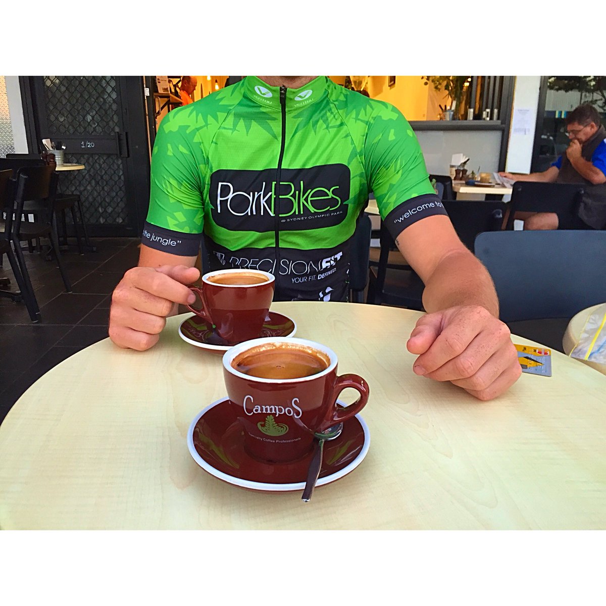 Loving the fresh <a href="/ParkBikes/">Park Bikes @SOP</a> @ventoucycling kit! Super comfy and looks good 👌 cheers park bikes!