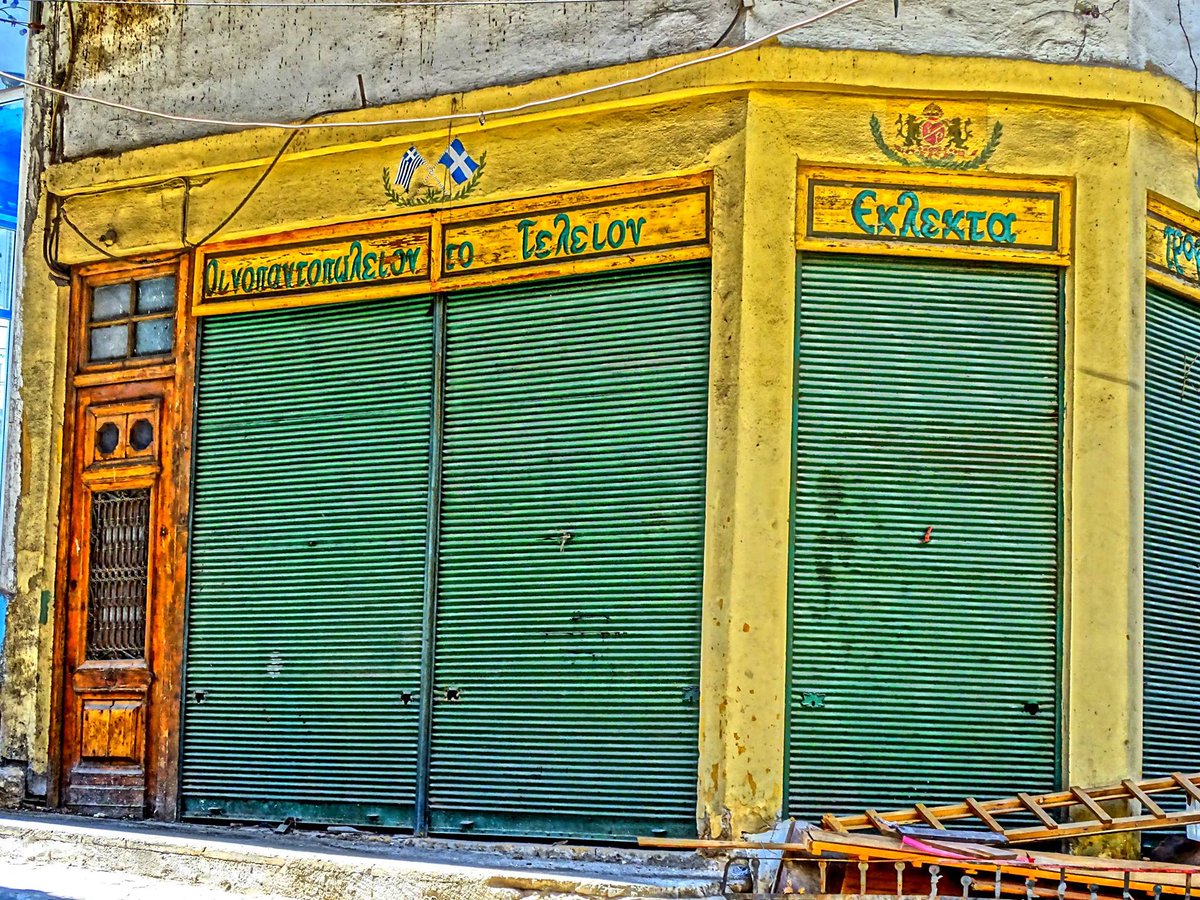 VisitPiraeusGR's tweet photo. Great authentic hangout in #Piraeus #visitpiraeus https://t.co/BG3UnKT6tv