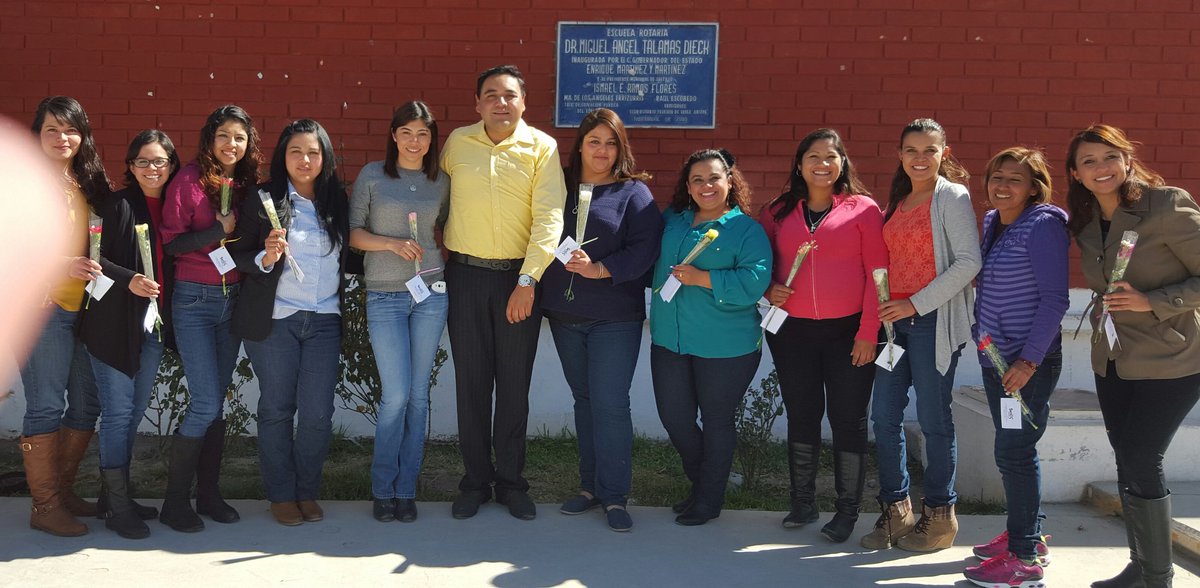 Delegacionuno84's tweet photo. Feliz día Internacional de la Mujer..! @bmontoya_snte5 @CESARR1_SNTE5  @patricioveloz
#DI84 #delegacionenmovimiento https://t.co/9vCXE1hFeK