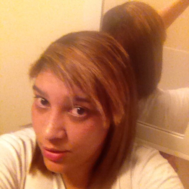 olateju27 tweet picture