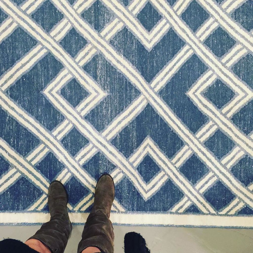 We've found the good kind of Monday Blues 💙✌🏻 Last day to get this guy (and all other rugs… ift.tt/1SsZF5W