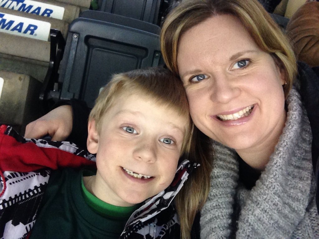 KarenTrick's tweet photo. #pimpmyseats https://t.co/rdAirgkS4G