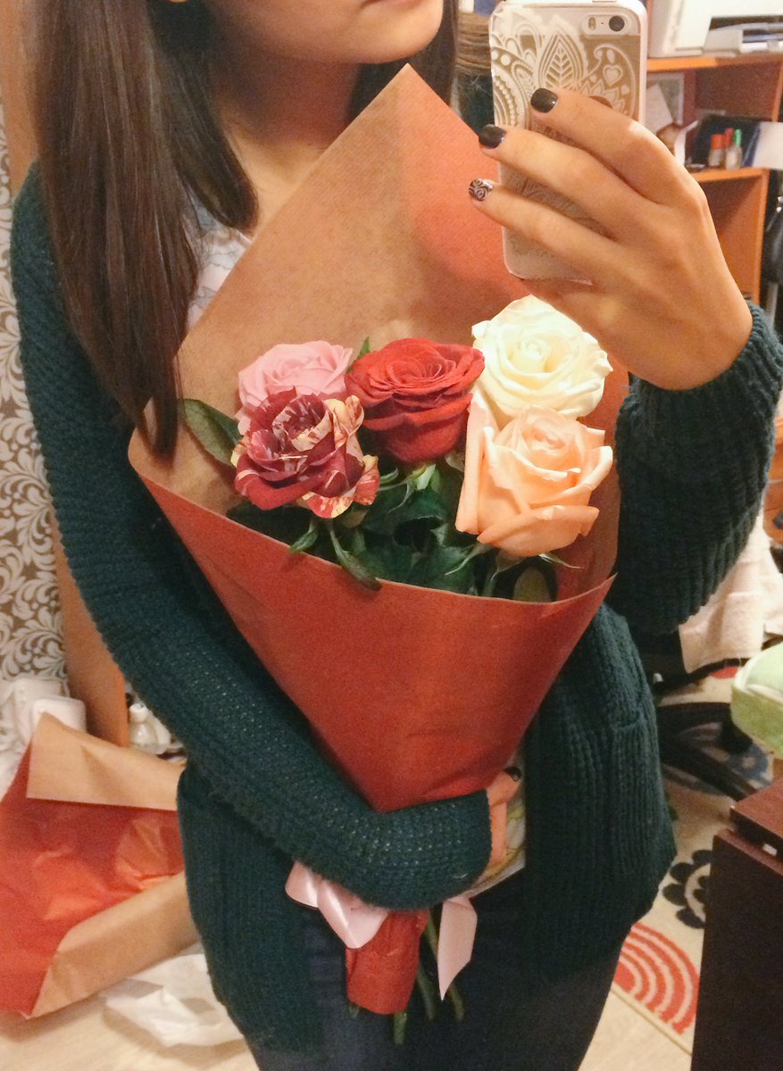 _____void_____'s tweet photo. А спонсор моего жирка ...,хо-хо)все вам скажи. Спасибо за солнце ,которое ты мне даришь,мой милый друг ☀️🦁 https://t.co/XnOf7lPkBJ