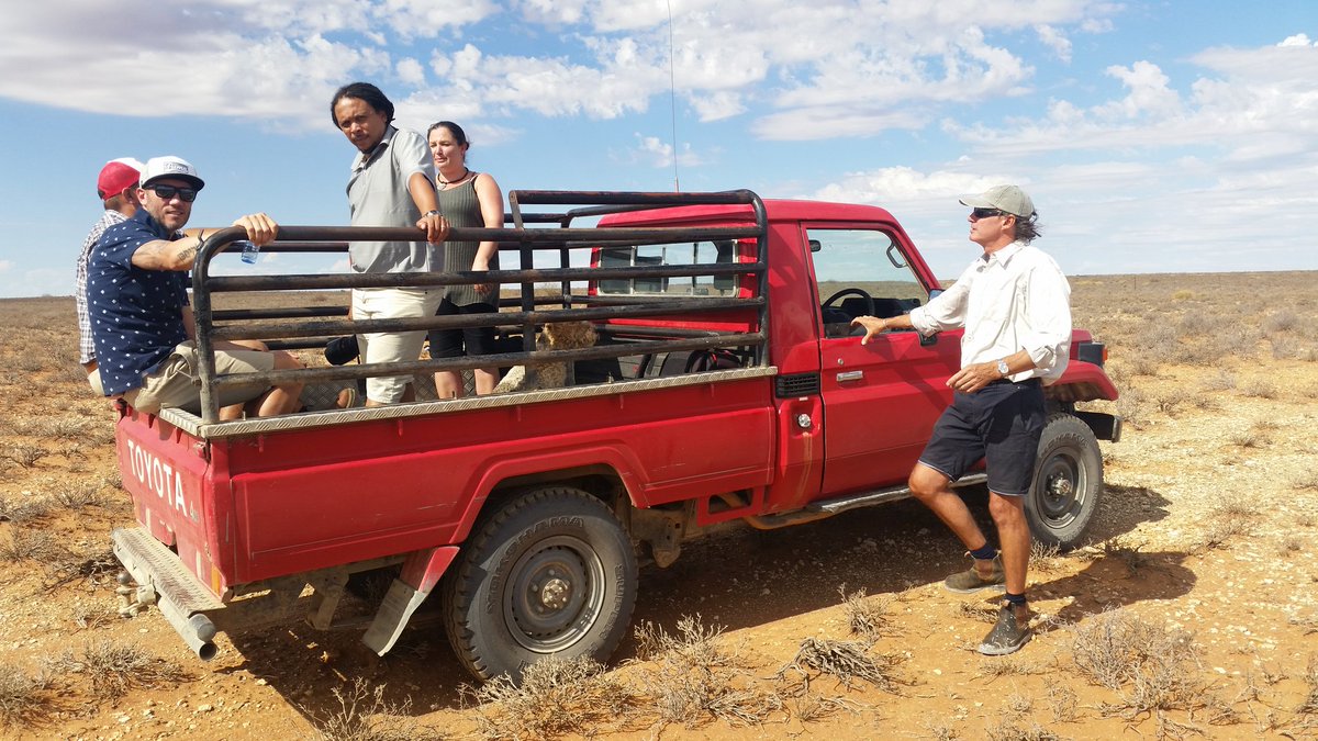 karienb11's tweet photo. @Tygerberg104fm @carteblanchetv ervaar eerstehands die 3jaar droogte in die Karoo #BoereIsHoopvol #ProjekSOS100 https://t.co/eHtCcsesmn
