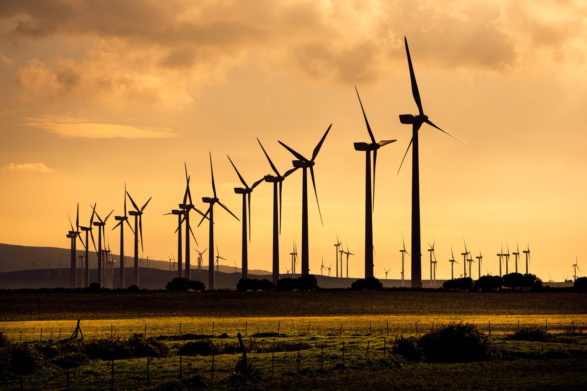 surnaofficial's tweet photo. .@utilitydive: 8 trends shaping the grid of the future https://t.co/T8zvyEDPY4 #energyread https://t.co/BrPdPCaMib