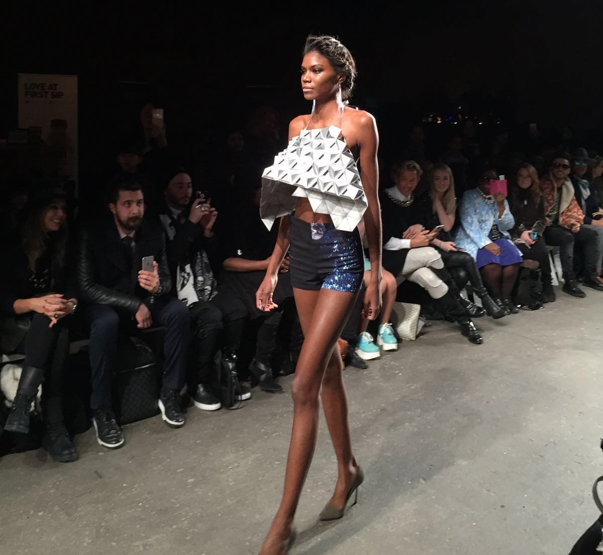 SpindleMagazine's tweet photo. Love this futuristic collection by @MinanWong #NYFW https://t.co/xCToVUciRr