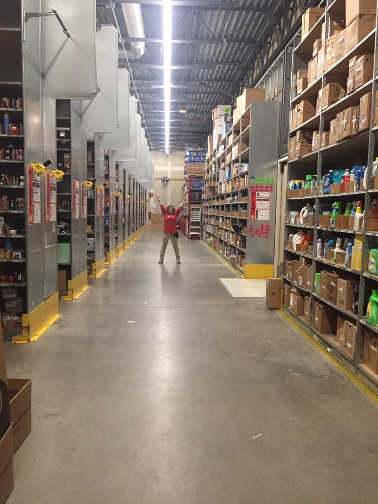 Thank you #1841 for a clean back room!! #itsclean #onatruckday <a href="/veramay11/">April Bengert</a> @cat10jill
