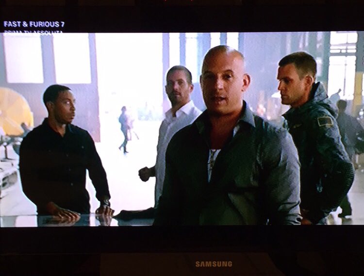 nascio94's tweet photo. 'For Paul': il miglior film al mondo e il più bel tributo a Paul e all'amicizia! #fastandfurious7 @FastFuriousIT https://t.co/NPiLqtISSq
