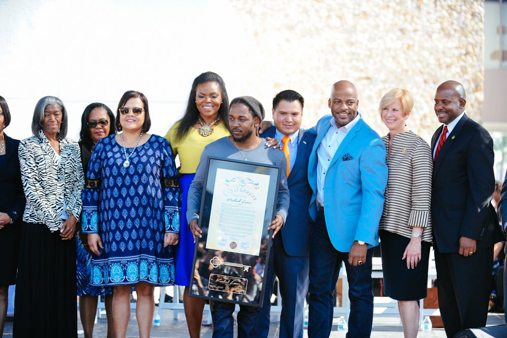 PorterhouseLA's tweet photo. Our full recap of @kendricklamar receiving the key to Compton #KeytoCPT https://t.co/nSNj0SDdEB https://t.co/ZnhtBhEOvu