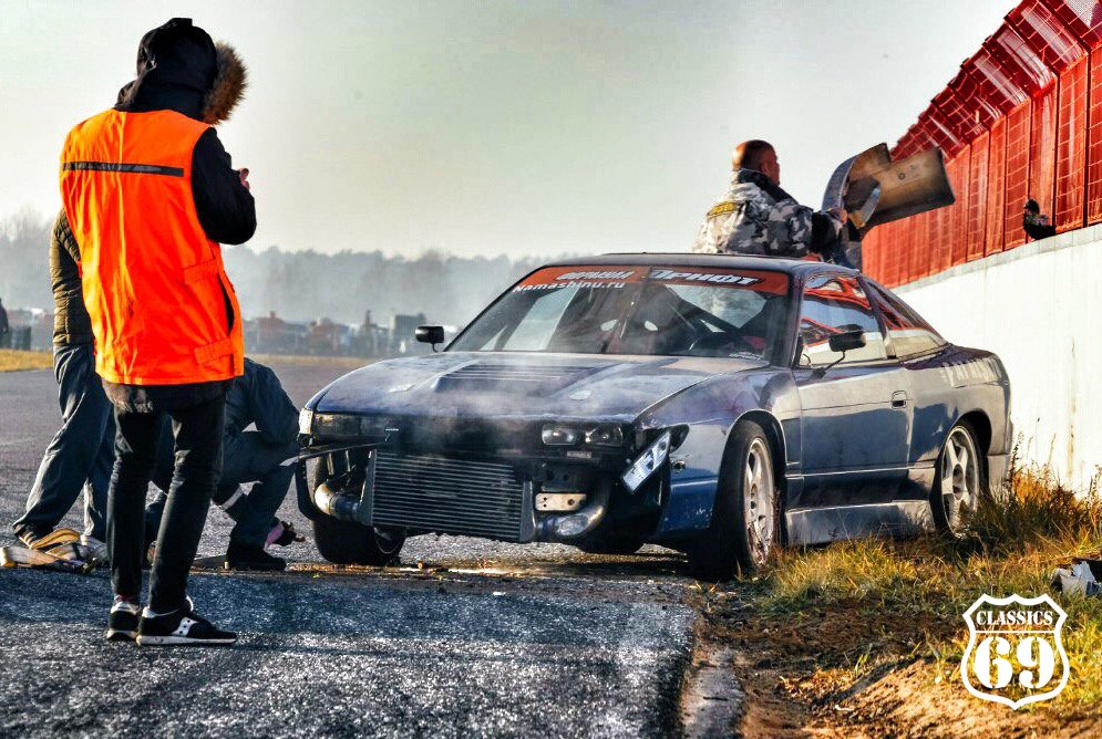 classics_69's tweet image. Our Toys. А вот так закончился сезон 2015 года. Адм Мячково.
 #69classics #s13 #silvia #gtr #boost #nismo #rb26 #hks