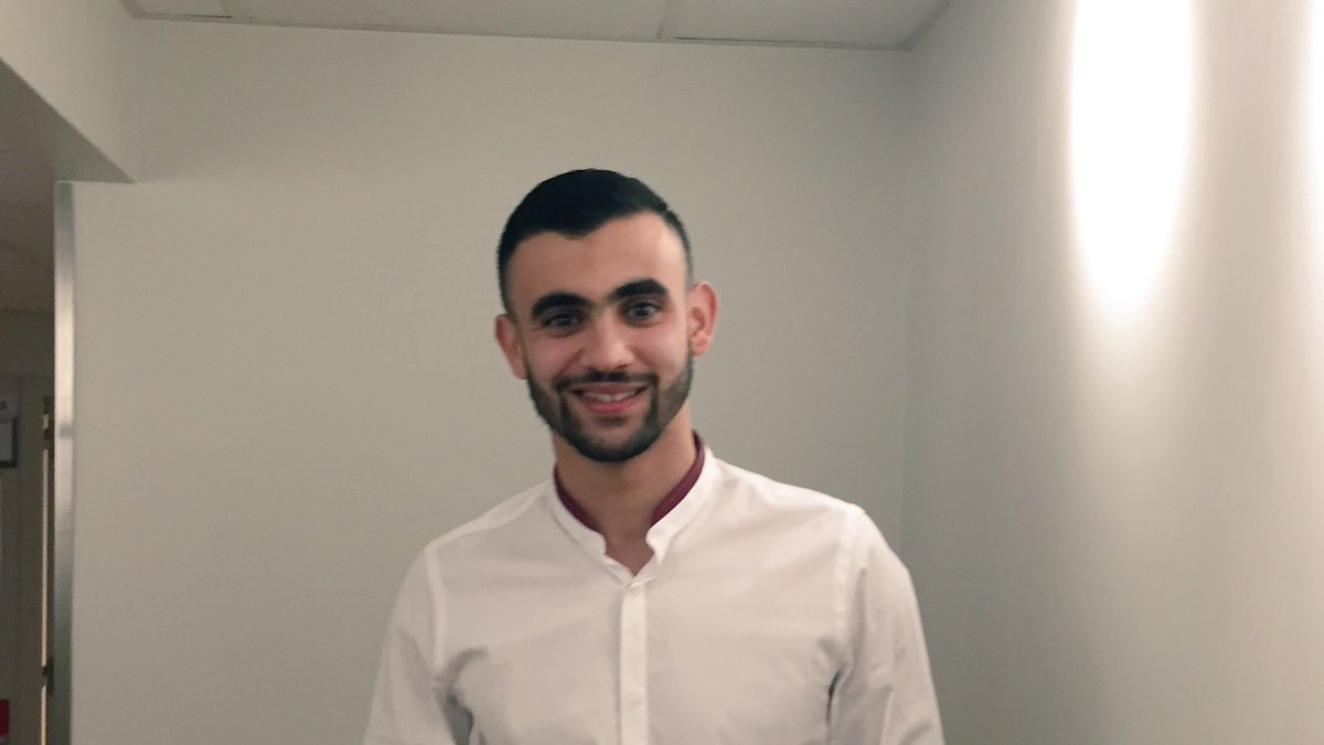KingOfZeDay's tweet photo. Citoyennes, Citoyens, on RT + Follow @jplusun pour gagner le maillot de Rachid Ghezzal ! #Jplus1 https://t.co/qy7WHWZeGD