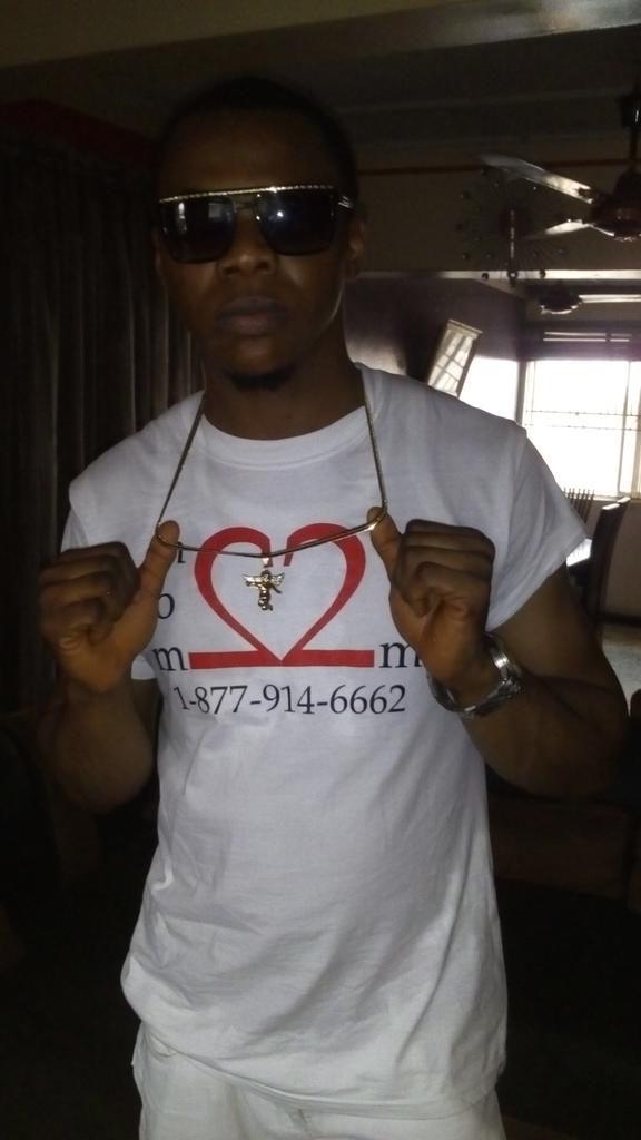 AzuomaNelson's tweet photo. Level don change, happy val https://t.co/xBQck32z7d