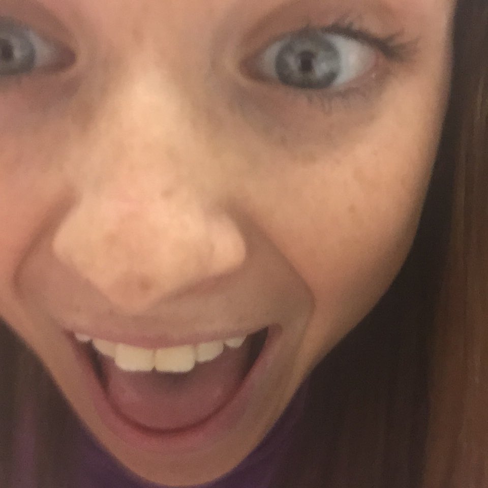FHarvill's tweet photo. HAPPY BIRTHDAY to my bEsT fRiEnD EVER๐ we have zero pictures together but love you lots tugboat #offspray #rectangle https://t.co/EMoJiXfd3Y