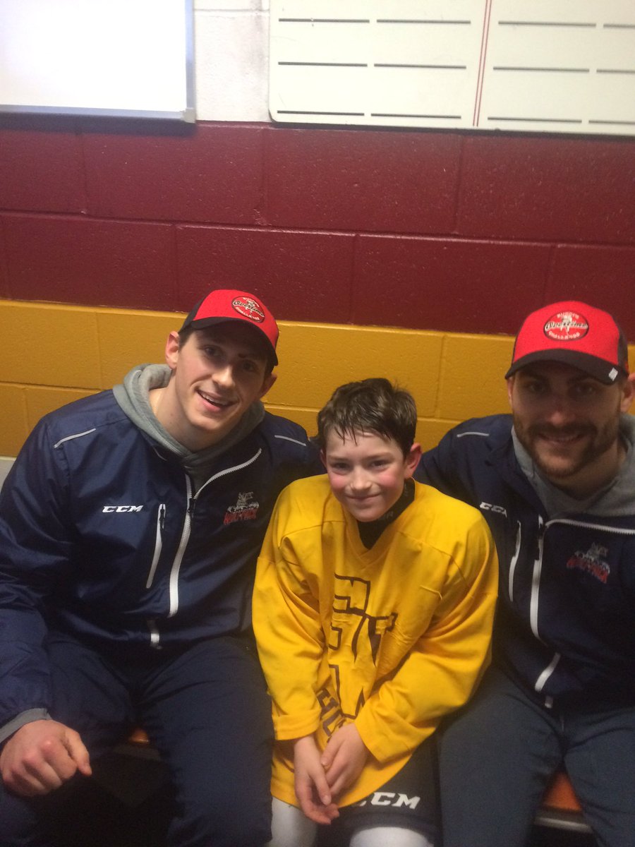 NeilRodman's tweet photo. Top line at SWHS practice today. #JR77. @LukeJAdam @RyanBourque91. #givingback https://t.co/Ftcaj3CJyG
