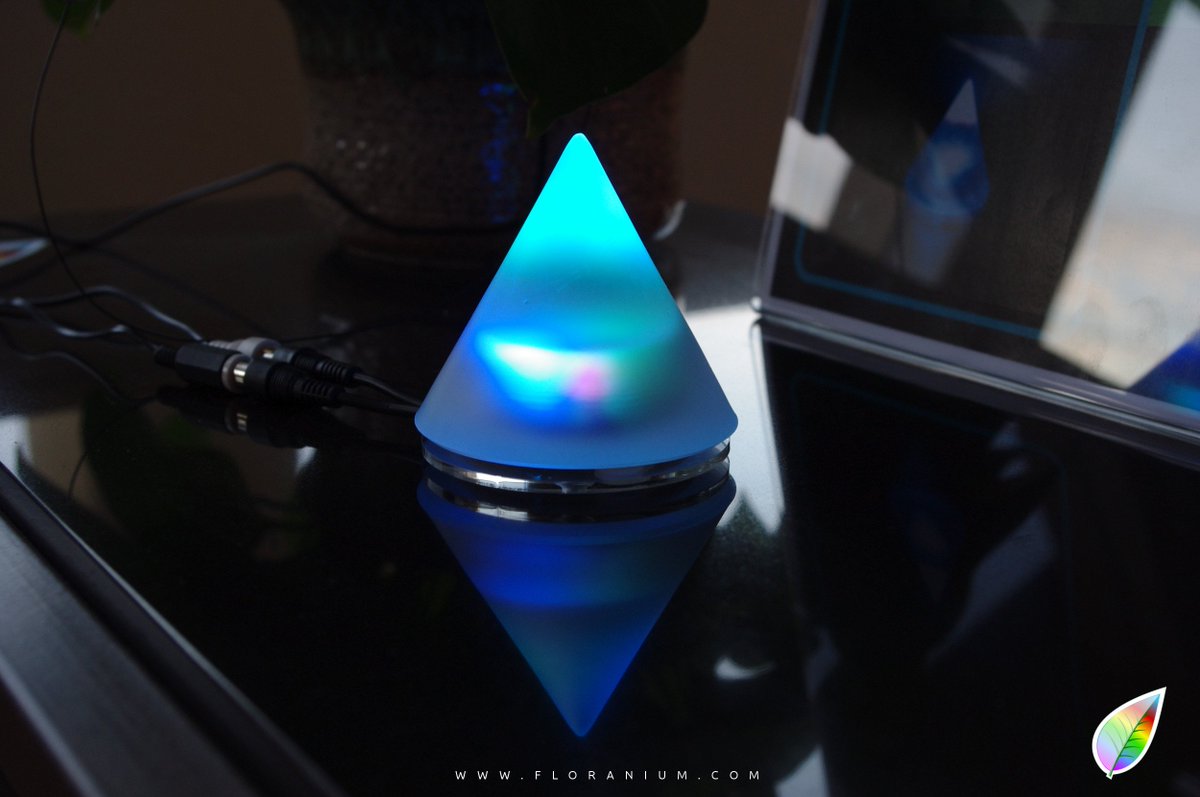 FLORANIUM's tweet photo. #Floranion #Magicone - the first #model ... its not just a #gadget, its a #life #experience https://t.co/zJCaWDxArT