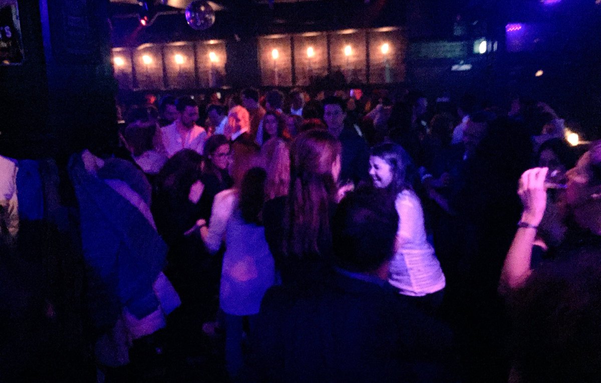 EMCup_'s tweet photo. Afterparty #EMCup2016 in full effect! https://t.co/x0id4dFuyE