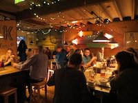 American-style smokehouse w/cool warehousey vibe in Wells. Check out my review <a href="/The_Subhouse/">TheSubhouse</a> somerset.muddystilettos.co.uk/2016/02/14/its…