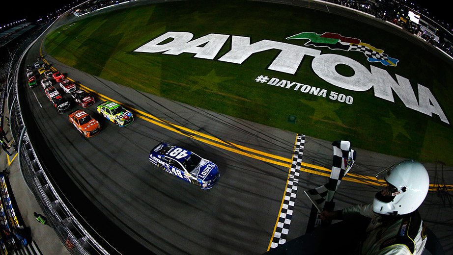 NASCAR's tweet image. Thursday. Can-Am Duels.

See how they line the rest of the field up for the #DAYTONA500: nas.cr/1TjHzCl