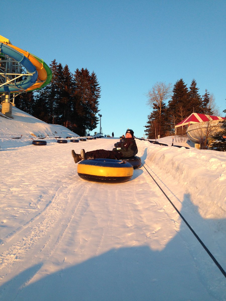 QC 9's having a great day at ValCartier.  Mr White leading the way.