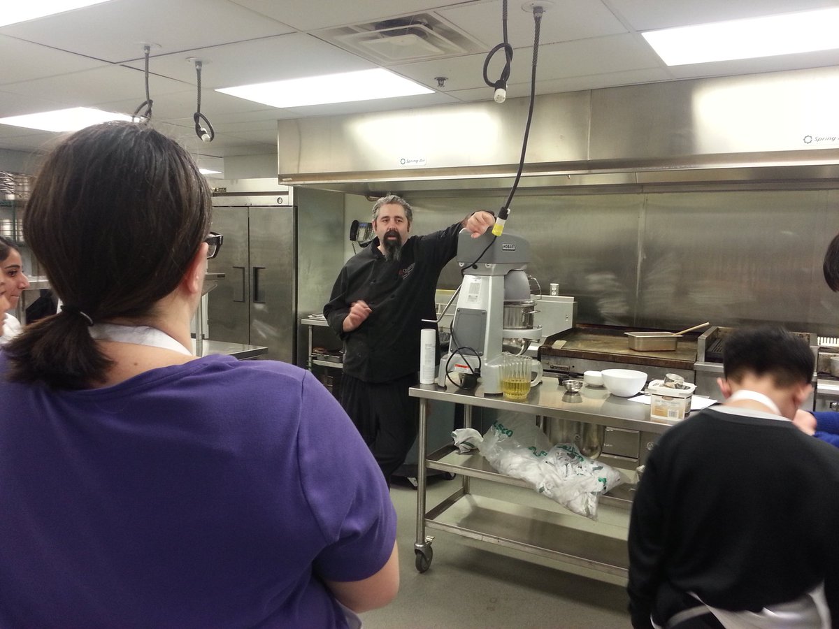 valleypermguild's tweet photo. Gluten free baking with Chef Craig @AbbyCentre, w @VibrantAbby and through @abbotsfordfdn. Breads, cookies, loaf! https://t.co/4T25ZZbBTv
