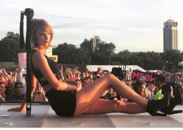 Mariinaa_Santos's tweet image. The biggest beautiful of the world #Only1TaylorSwift