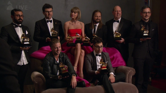 AwkwardSwiftie's tweet photo. Yo Kanye I'm really happy for you and imma let you finish but- https://t.co/erKRsWPFaG
