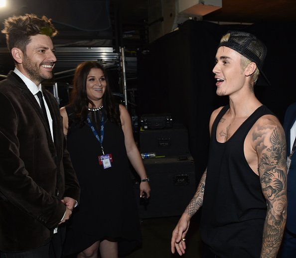 biebersmaniabr's tweet photo. Justin Bieber no #GRAMMYs - 16/02. https://t.co/3k3L3RvJrt