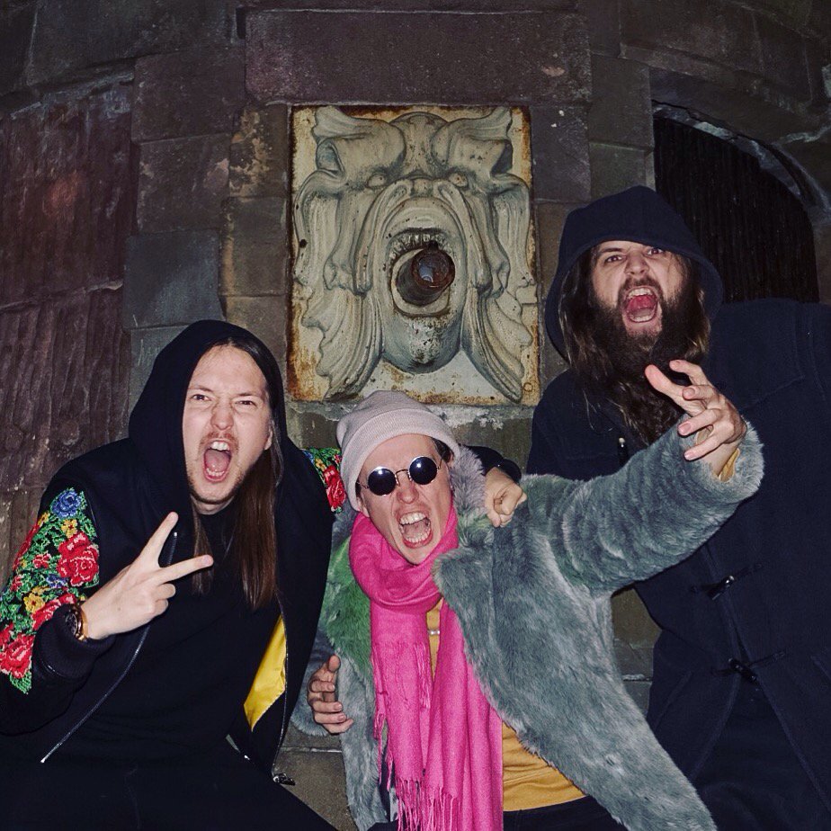 Shellback666's tweet photo. We won Album of the year!!! Hoooly shit! So thankful, so happy, so hungover tomorrow!! @taylorswift13 #1989 #grammys https://t.co/6UijLo5QED
