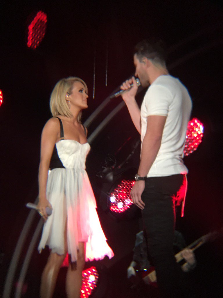 Sam and Carrie #Grammys2016.