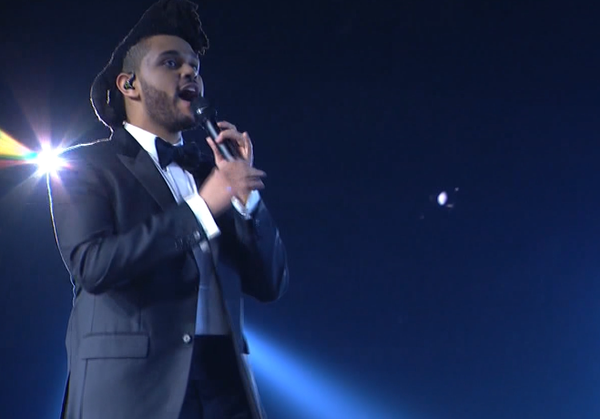 people's tweet photo. .@theweeknd can sing to us all day, every day. 👏🏾 #GRAMMYs https://t.co/BcAwgFugkZ