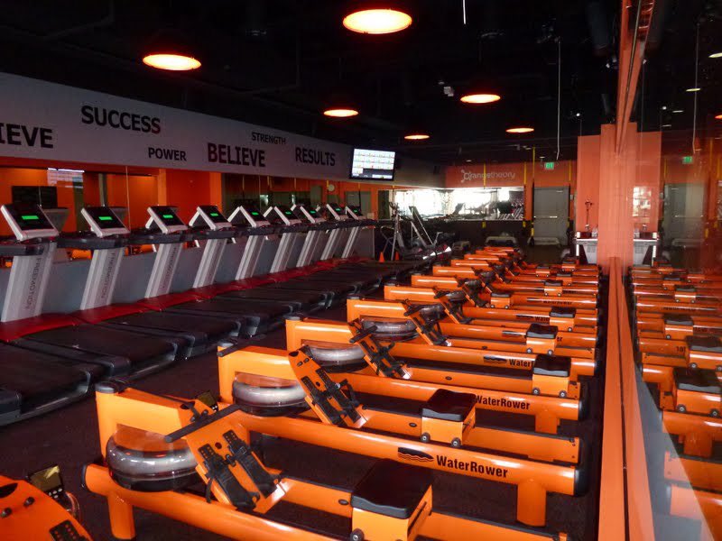 runninamy's tweet photo. Those hills are alive !!!!@OTheoryFitness #pushpace #orange https://t.co/IddZWX7eBY