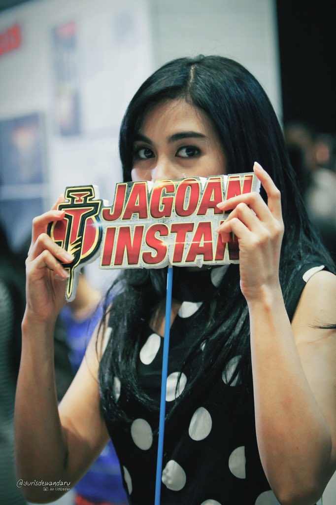 yurisdewandaru's tweet photo. Have fun yak utk insomnisa yg hari ini beruntung bisa gabung di #premierjagoaninstan :) See u there! https://t.co/IAuR8Jblaz
