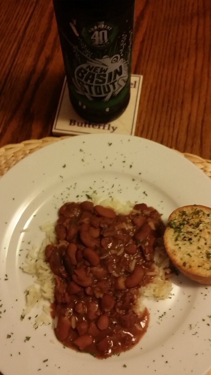 TheBeerPro's tweet photo. #40Arpent New Basin Stout with Red Beans and Rice on Monday in the Big Easy #craftbeer #local https://t.co/hZ6u6sotxH