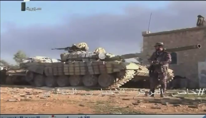 الجيش السوري يبدأ رسميا باستخدام دبابات T-72B  CbTYLHFUAAAl_vs