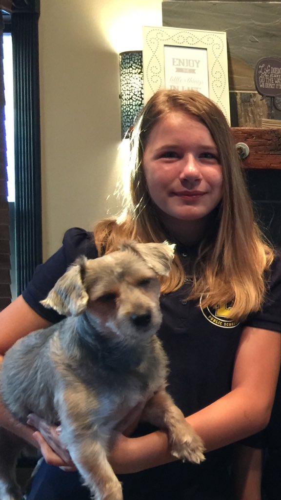 Momof4Girls's tweet photo. #WKCSELFIESWEEPSTAKES https://t.co/P8EWI5Ppx0